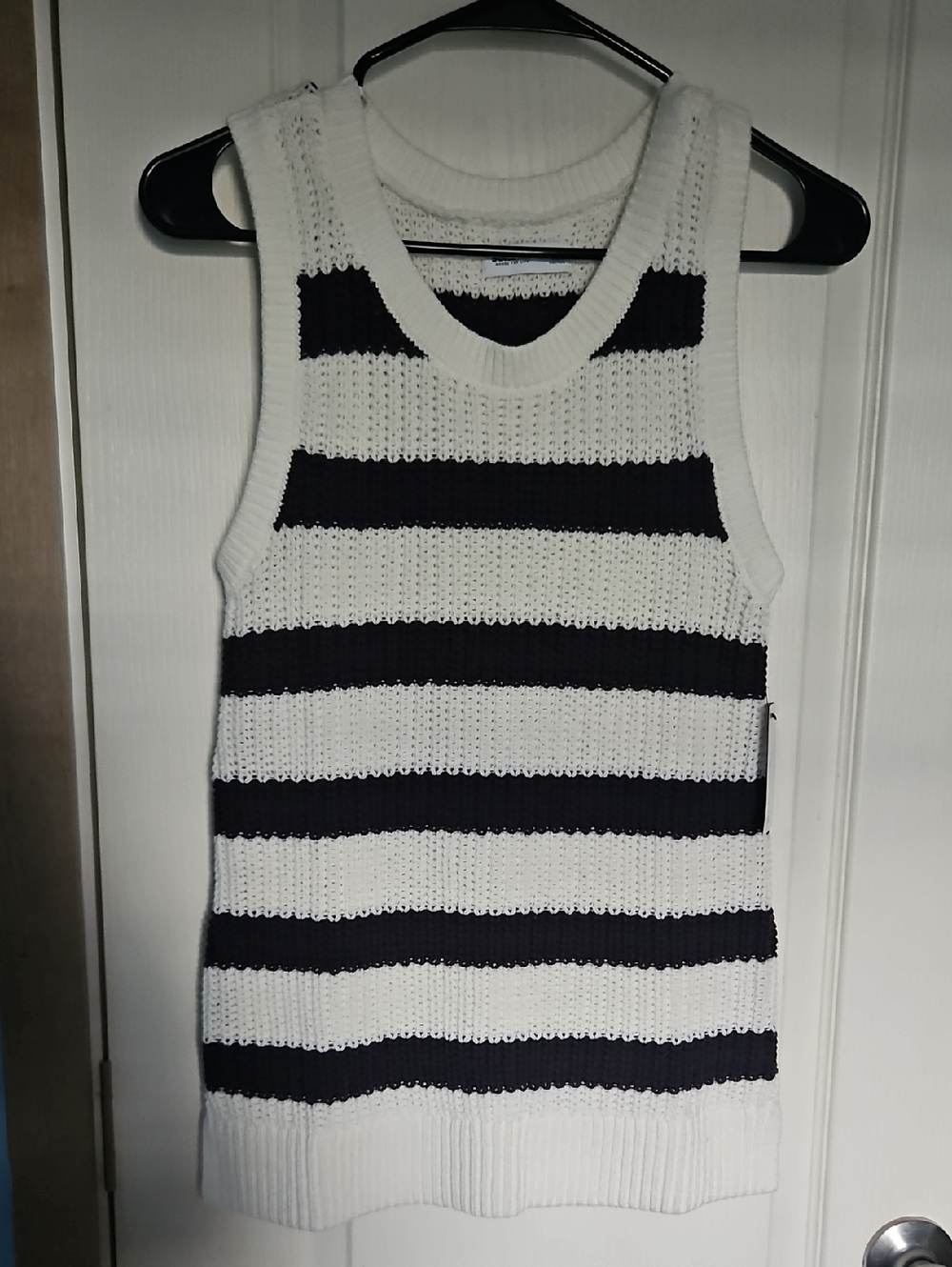 2 Sonoma Tank Tops SMALL